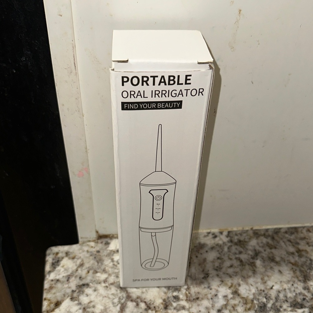 Portable Oral Irrigator - White